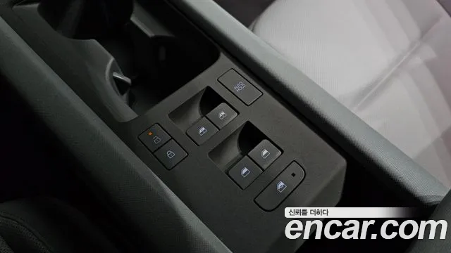 Hyundai Ioniq 6 — Фото автомобиля 23