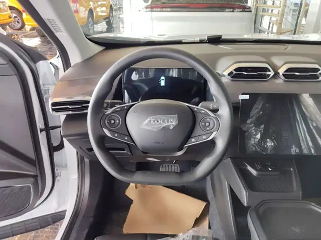 Dongfeng SKY EV01 — Фото автомобиля 10