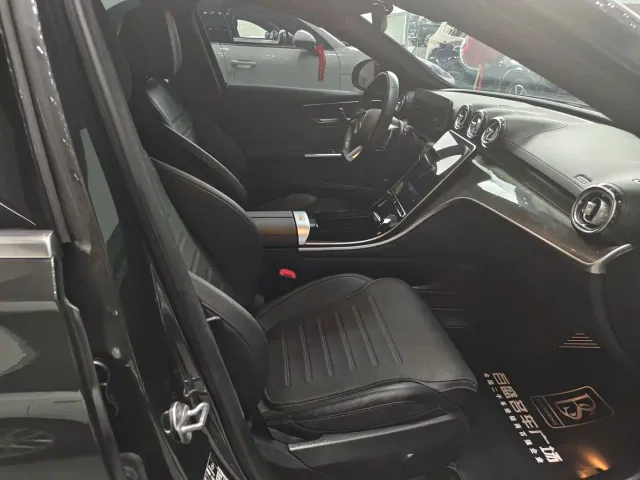 Mercedes-Benz C-Class — Фото автомобиля 3