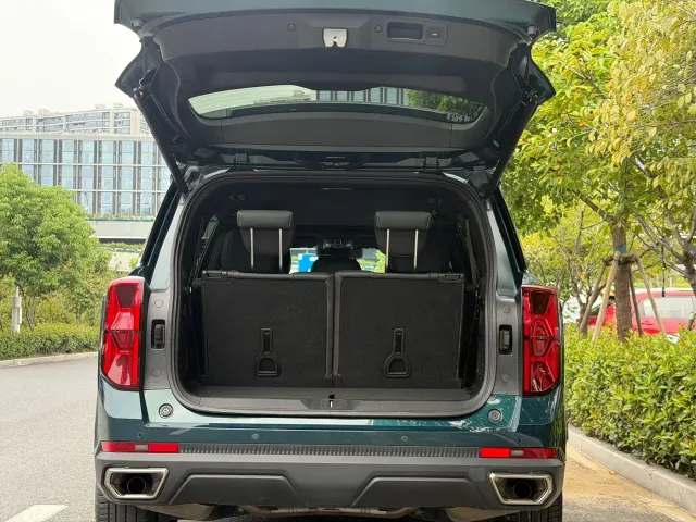 GAC Trumpchi GS8 — Фото автомобиля 21