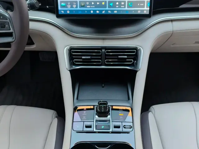 BYD Song PLUS — Фото автомобиля 14