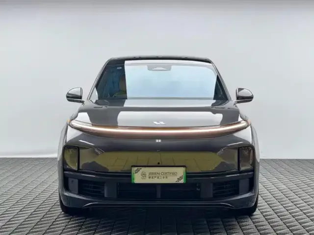 Li Auto L9 — Фото автомобиля 3
