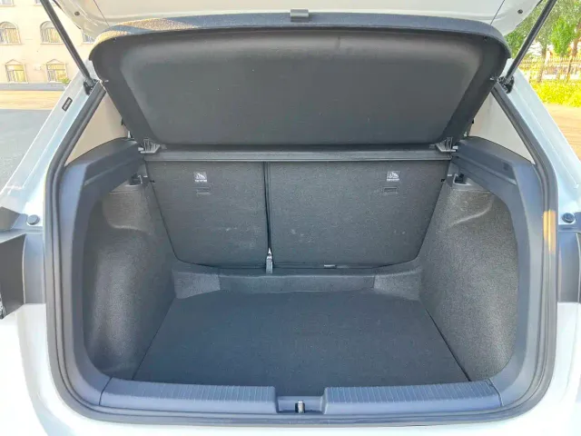 Volkswagen Tharu — Фото автомобиля 18