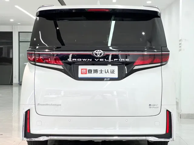 Toyota Vellfire — Фото автомобиля 11