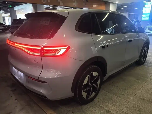 Geely Galaxy E5 — Фото автомобиля 6