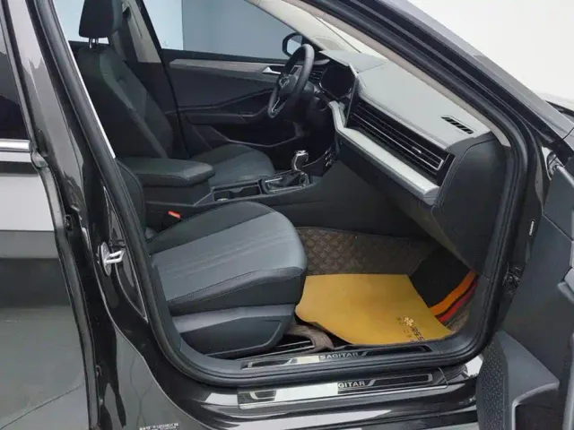 Volkswagen Sagitar — Фото автомобиля 8
