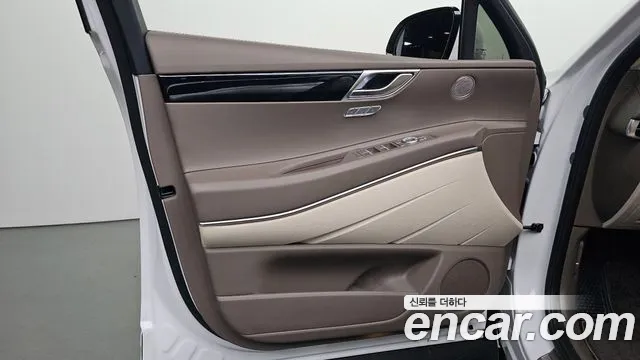 Genesis GV80 2.5T Бензин 2WD — Фото автомобиля 21