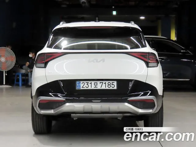 Kia Sportage Sportage 5-е поколение Бензин 1.6 турбо 2WD — Фото автомобиля 4