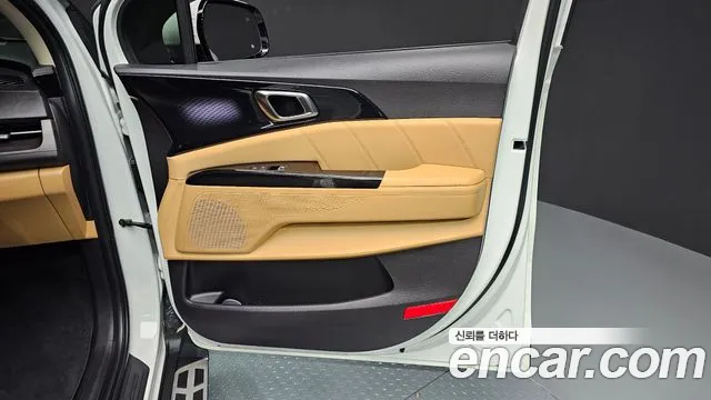 Kia Canival Carnival 4 поколение 9 мест Signature — Фото автомобиля 23