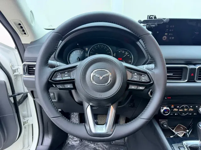 Mazda CX-5 — Фото автомобиля 10
