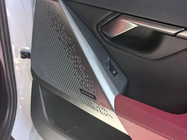 BMW 5 Series — Фото автомобиля 10