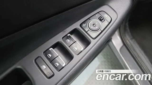 Hyundai Santafe Новый Santa Fe Дизель 2.2 4WD — Фото автомобиля 13