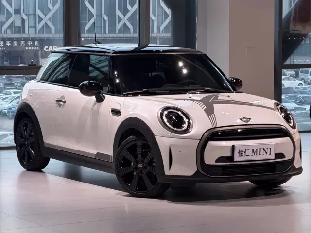 MINI Hatch — Фото автомобиля 4