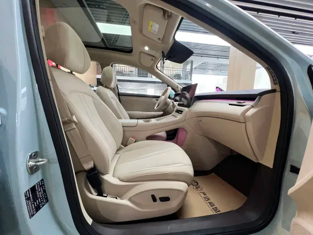Shangjie SUV — Фото автомобиля 9