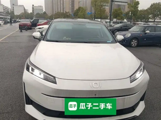 Changan Qiyuan A05 — Фото автомобиля 2