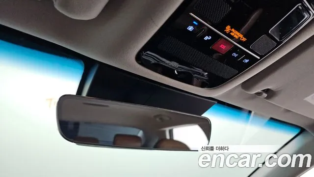 Hyundai Grandeur Grandeur (GN7) 3.5 Бензин 2WD — Фото автомобиля 17