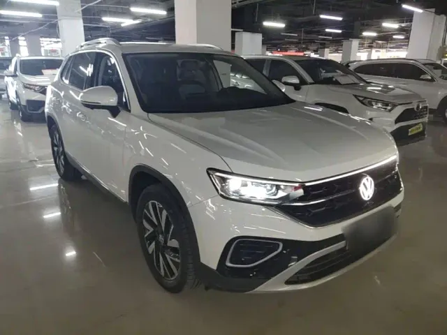 Volkswagen Tayron — Фото автомобиля 3