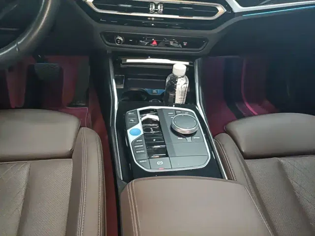 BMW i3 — Фото автомобиля 13