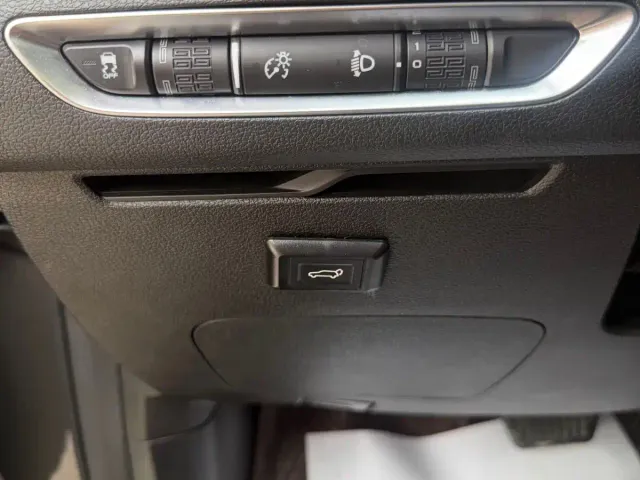 Geely Binyue — Фото автомобиля 22