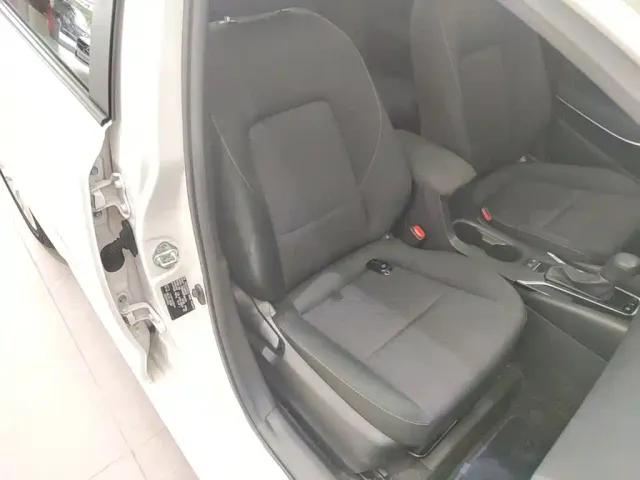 Toyota Corolla — Фото автомобиля 24