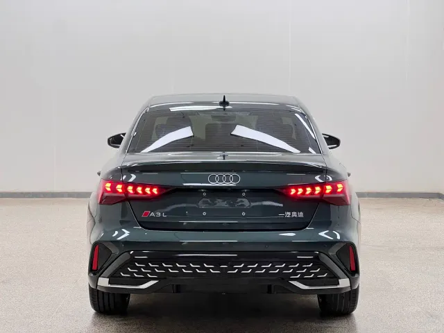 Audi A3 — Фото автомобиля 5