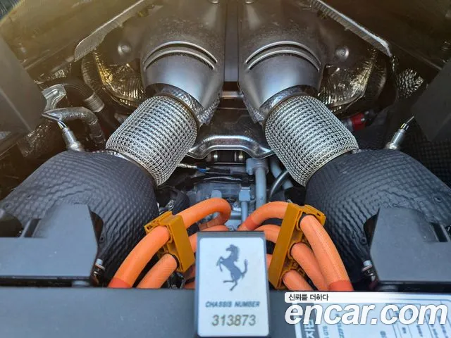 Ferrari 296 GTS — Фото автомобиля 6