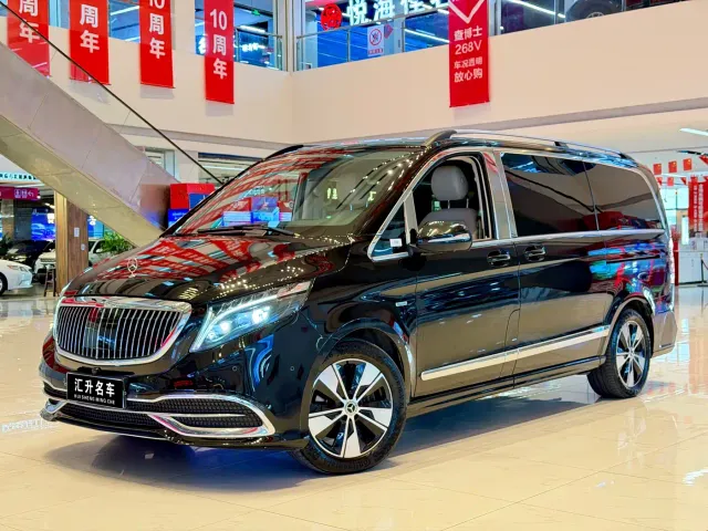 Фотография автомобиля — Mercedes-Benz V-Class