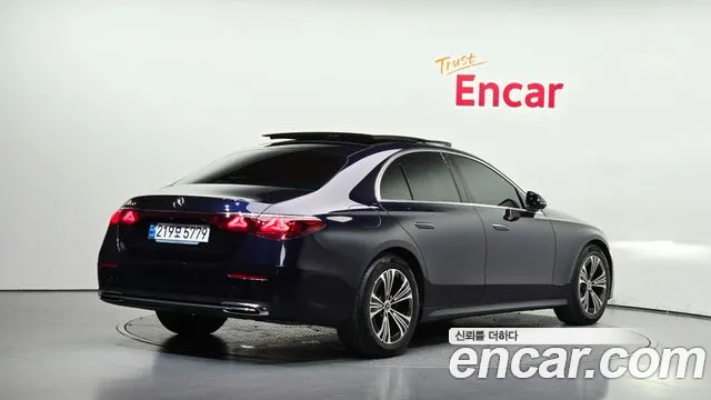Mercedes-Benz E-Class W214 — Фото автомобиля 2