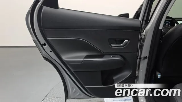 Hyundai Kona SX2 — Фото автомобиля 14