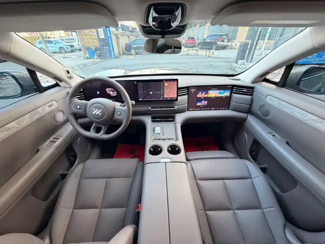 IM Motors LS6 — Фото автомобиля 6
