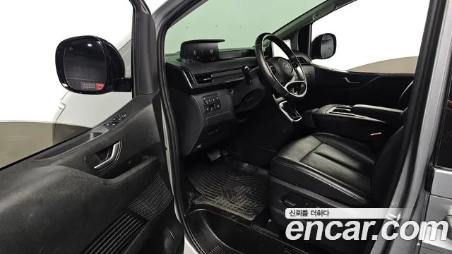 Hyundai Staria — Фото автомобиля 10
