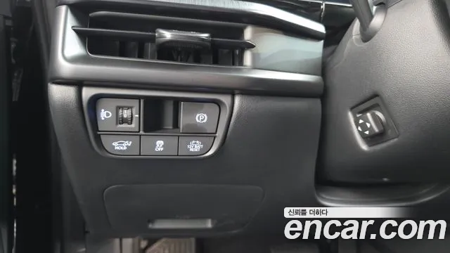 Hyundai Grandeur GN7 — Фото автомобиля 28