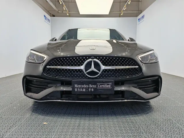 Mercedes-Benz C-Class — Фото автомобиля 2