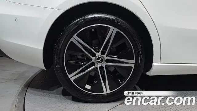 Mercedes-Benz A-Class — Фото автомобиля 5