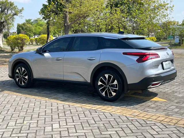 Citroen C5 X — Фото автомобиля 4