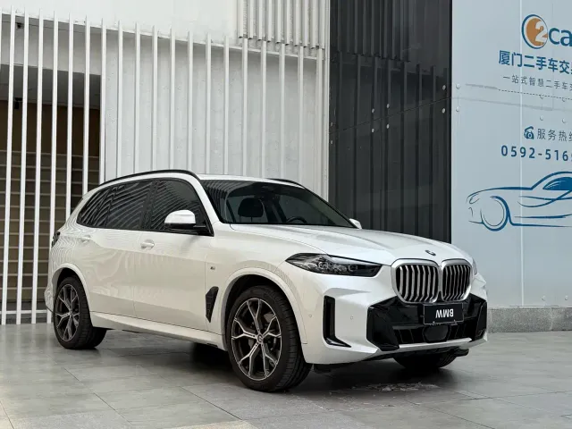 BMW X5 — Фото автомобиля 3