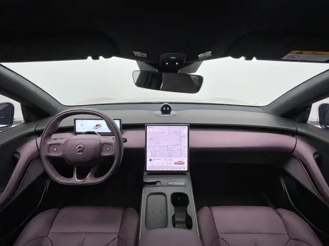Nio ET5 — Фото автомобиля 14