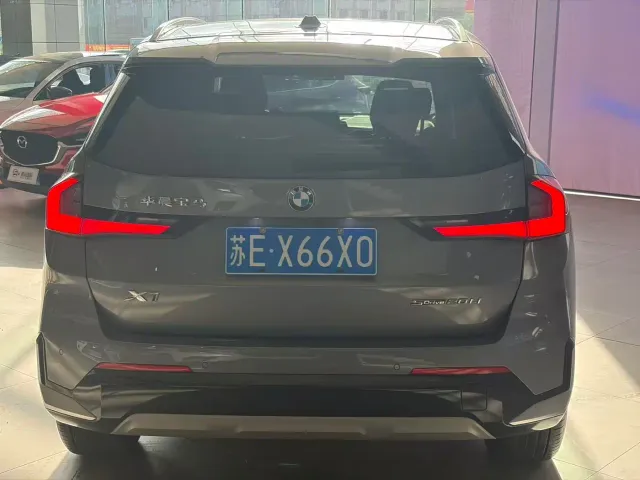 BMW X1 — Фото автомобиля 14