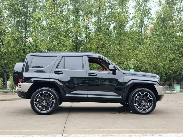 Tank Tank 700 New Energy 2024 Hi4-T Extreme Edition — Фото автомобиля 3