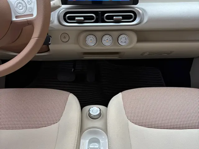 Wuling Hongguang Mini EV — Фото автомобиля 9