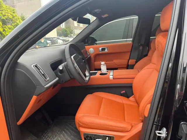 Li Auto L7 — Фото автомобиля 2