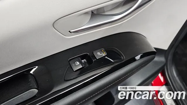 Hyundai Tucson Tucson (NX4) Бензин 1.6 турбо 2WD — Фото автомобиля 19