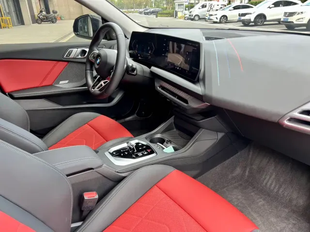 BMW 2 Series — Фото автомобиля 12