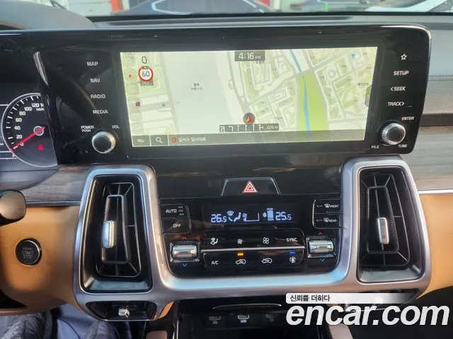 Kia Sorento Sorento 4-е поколение Дизель 2.2 2WD — Фото автомобиля 17