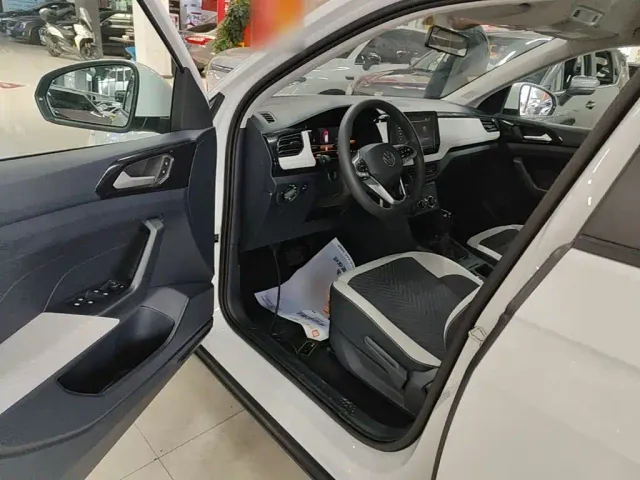 Volkswagen Tharu — Фото автомобиля 15
