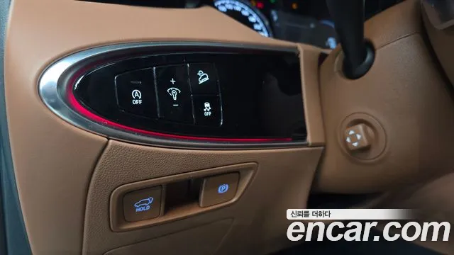 Genesis GV70 2.5T Бензин AWD — Фото автомобиля 14