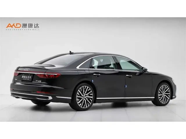 Audi A8 — Фото автомобиля 3