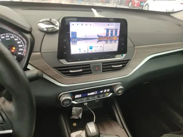 Nissan Teana — Фото автомобиля 12
