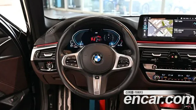 BMW 5-Series 5 серия (G30) 523d xDrive M Sport — Фото автомобиля 11