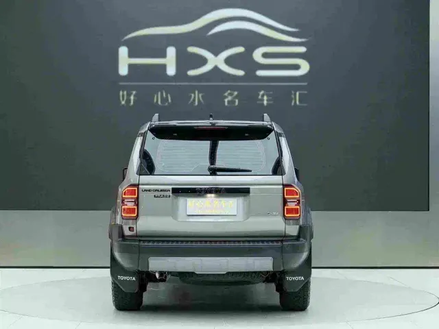 Toyota Prado — Фото автомобиля 5